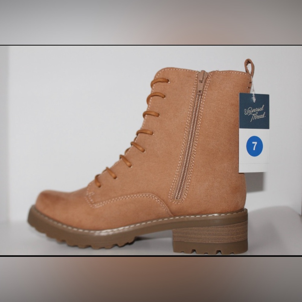 Universal thread Ophelia Boots